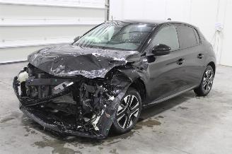 Damaged car Peugeot 208  2026/2