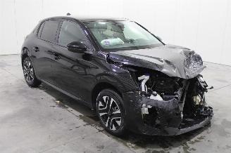 Peugeot 208  picture 2