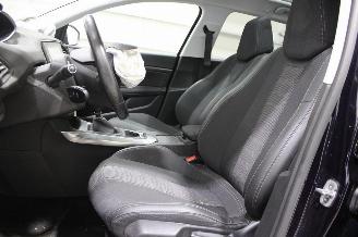 Peugeot 308  picture 11