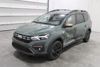 damaged passenger cars Dacia Jogger  2026/1