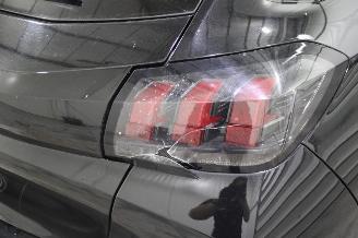 Peugeot 208  picture 6