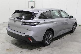 Peugeot 308  picture 3