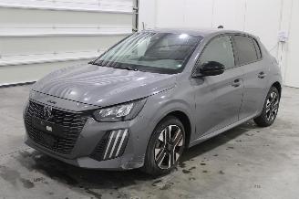damaged passenger cars Peugeot 208  2024/11