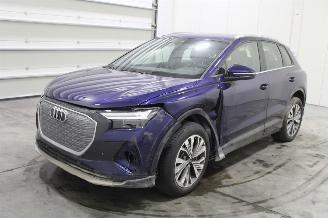 krockskadad bil auto Audi Q4 e-tron 2025/3