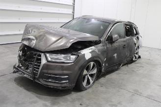 Autoverwertung Audi Q7  2018/9