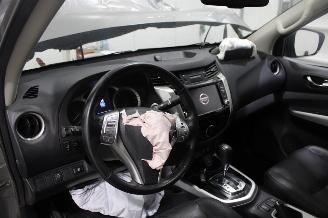 Nissan Navara  picture 9