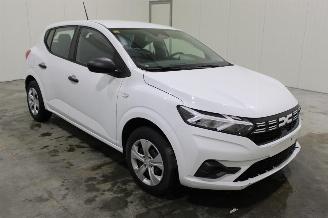 Dacia Sandero  picture 2