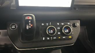 Land Rover Defender  picture 15