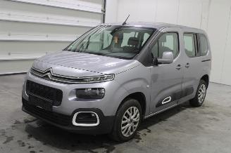 krockskadad bil auto Citroën Berlingo  2020/7
