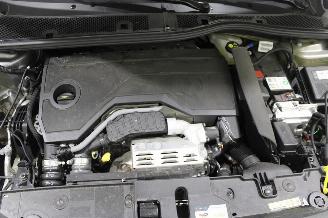 Peugeot 208  picture 15