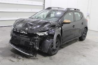 uszkodzony samochody osobowe Dacia Sandero  2024/4