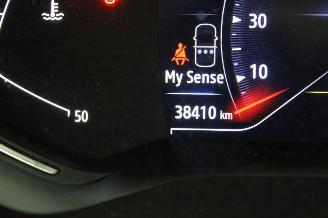 Renault Captur  picture 12