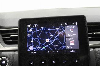 Renault Captur  picture 13