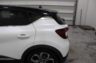 Renault Captur  picture 8