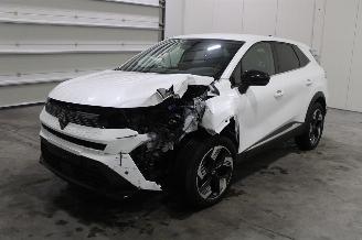 damaged passenger cars Renault Symbioz  2025/2