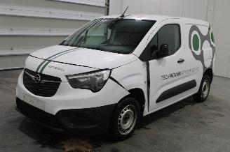 skadebil auto Opel Combo  2022/3