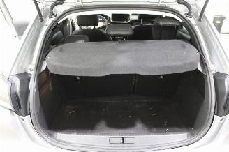 Peugeot 208  picture 20