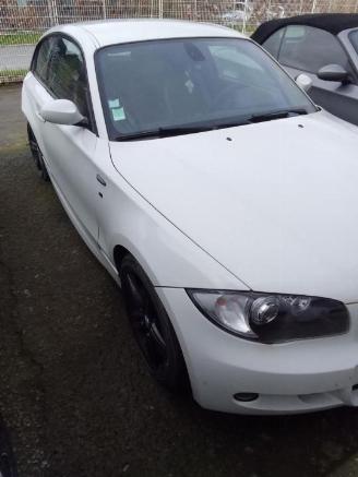 BMW 1-serie 120 picture 3