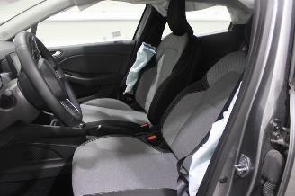 Renault Clio  picture 12