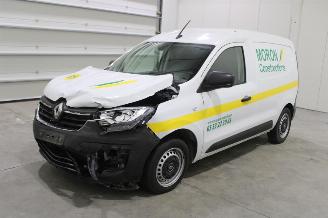skadebil auto Renault Express  2024/1