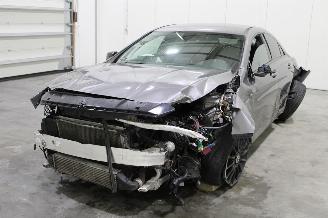 Vrakbiler auto Mercedes Cla-klasse CLA 180 2018/4