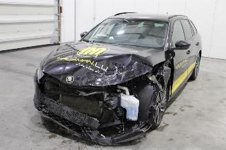 krockskadad bil auto Skoda Octavia  2025/9