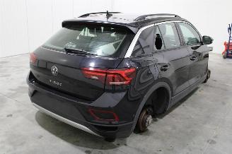 Volkswagen T-Roc  picture 4