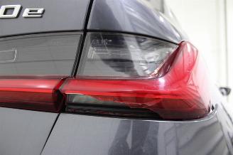 BMW 3-serie 330 picture 24