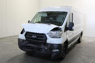 damaged passenger cars Ford Transit  2022/7