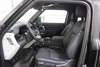 Land Rover Defender  picture 11