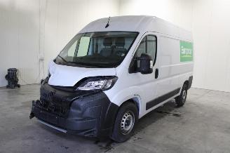 uszkodzony samochody osobowe Peugeot Boxer  2025/11