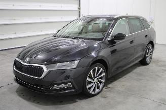 Uttjänta bilar auto Skoda Octavia  2023/4