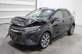 skadebil auto Kia Stonic  2024/1