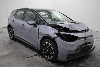 Volkswagen ID.3  picture 2