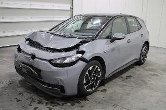 Schadeauto Volkswagen ID.3  2022/8