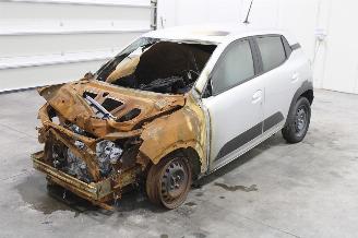 skadebil motor Dacia Spring  2024/11