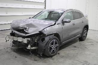 Coche accidentado Mercedes EQA  2022/3