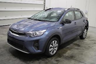 Vrakbiler auto Kia Stonic  2023/8