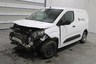 Avarii autoturisme Peugeot Partner  2021/7
