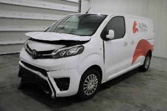 skadebil auto Toyota ProAce  2025/3