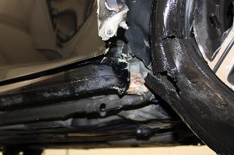 Peugeot 208  picture 18
