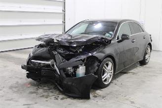 uszkodzony samochody osobowe Mercedes A-klasse A 220 2020/1