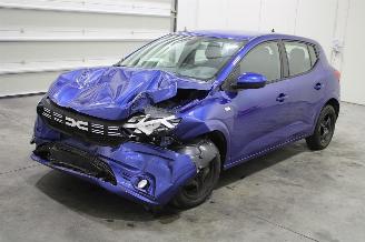 damaged passenger cars Dacia Sandero  2023/11