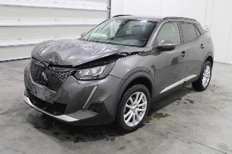 krockskadad bil auto Peugeot 2008  2021/9