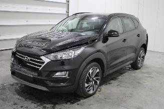 krockskadad bil auto Hyundai Tucson  2020/1