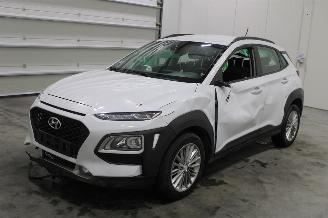 Vaurioauto  passenger cars Hyundai Kona  2019/12