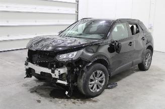 Vrakbiler auto Peugeot 2008  2023/4