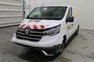 Uttjänta bilar auto Renault Trafic  2025/1