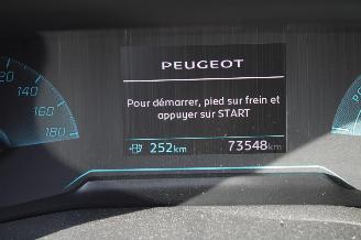 Peugeot 208  picture 11