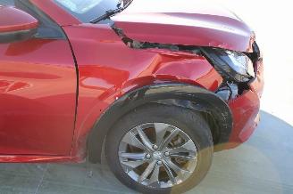 Peugeot 208  picture 6